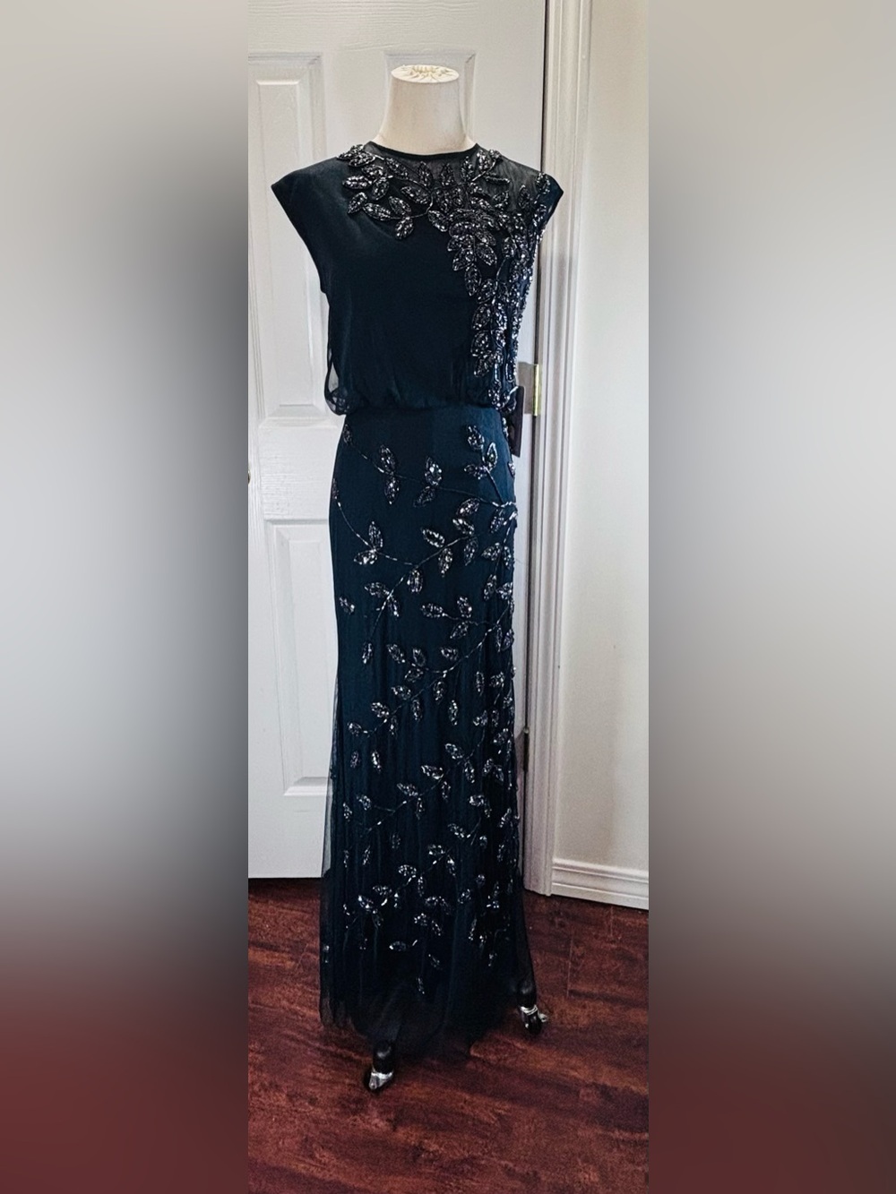JS Collections Beaded Leaf Mesh Trumpet Floor-length Gown Sz 8 Dark Navy #867030